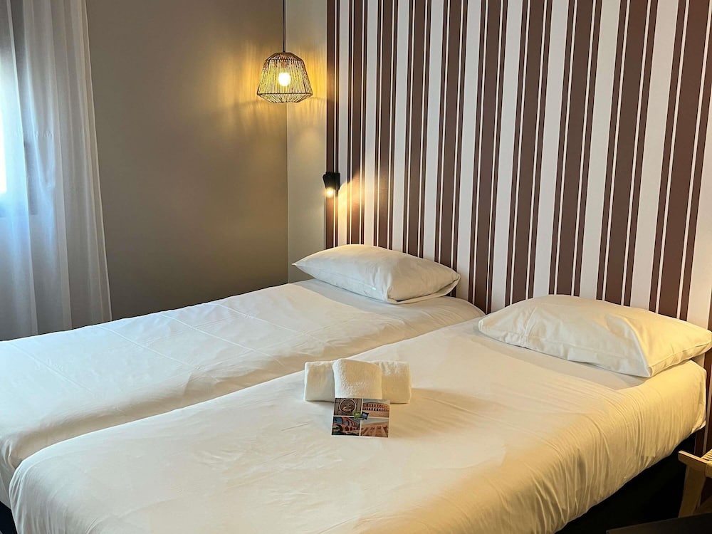 Habitación Estándar 2 Camas Individuales del hotel Ibis Styles Nimes Gare Centre