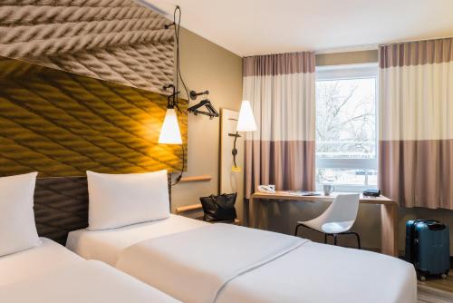 Habitación Doble Estándar - 2 camas del hotel Ibis Heidelberg Hauptbahnhof