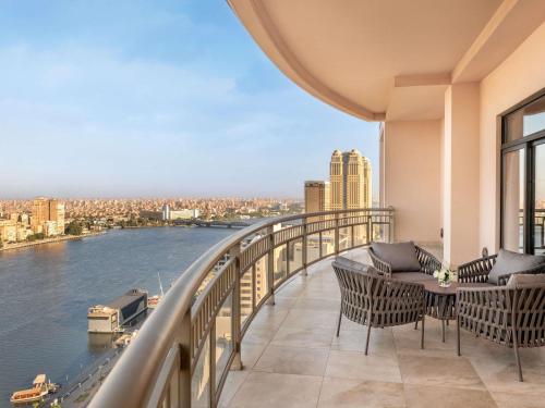 Royal King Suite with Nile View and Club Millesime Access del hotel Sofitel Cairo Downtown Nile. Foto 4