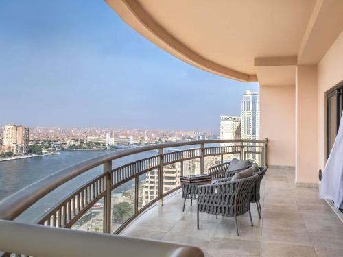 Suite Presidencial, 1 Cama King, Vistas al Nilo, Acceso Club Millesime del hotel Sofitel Cairo Downtown Nile. Foto 4