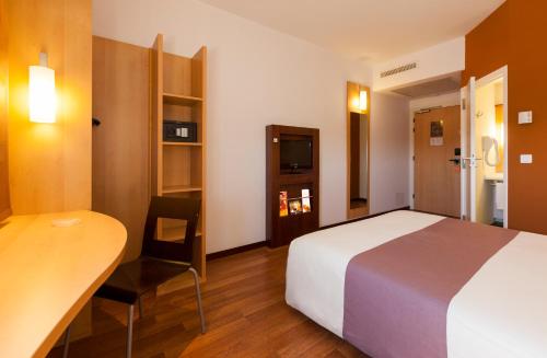 Habitación Doble Estándar del hotel Ibis Tunis. Foto 13