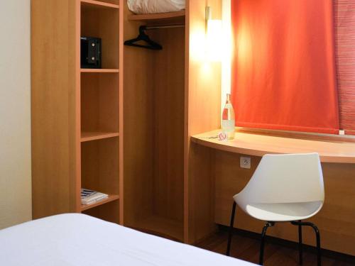 Habitación Doble Estándar del hotel Ibis Tunis. Foto 12