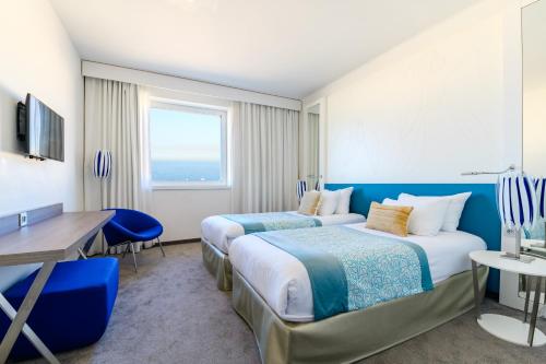 Habitación Doble Estándar - 2 camas del hotel Golden Tulip Marseille Euromed