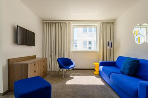 Suite Junior del hotel Golden Tulip Marseille Euromed. Foto 8