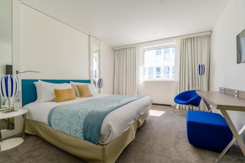 Habitación Estándar - 1 cama extragrande del hotel Golden Tulip Marseille Euromed