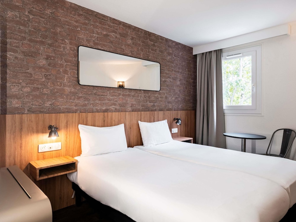 Habitación estándar con 2 camas individuales del hotel Ibis Styles Lyon Villeurbanne Parc De La Tête D'or