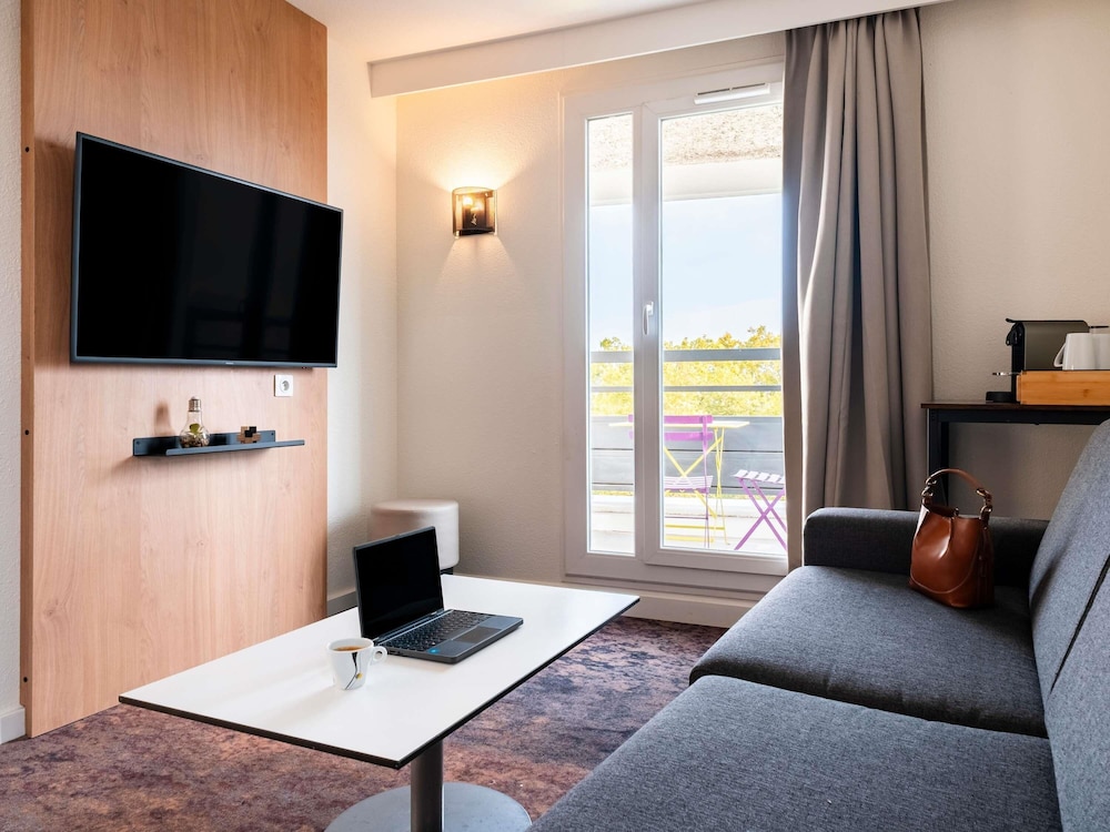 Suite Familiar del hotel Ibis Styles Lyon Villeurbanne Parc De La Tête D'or. Foto 2