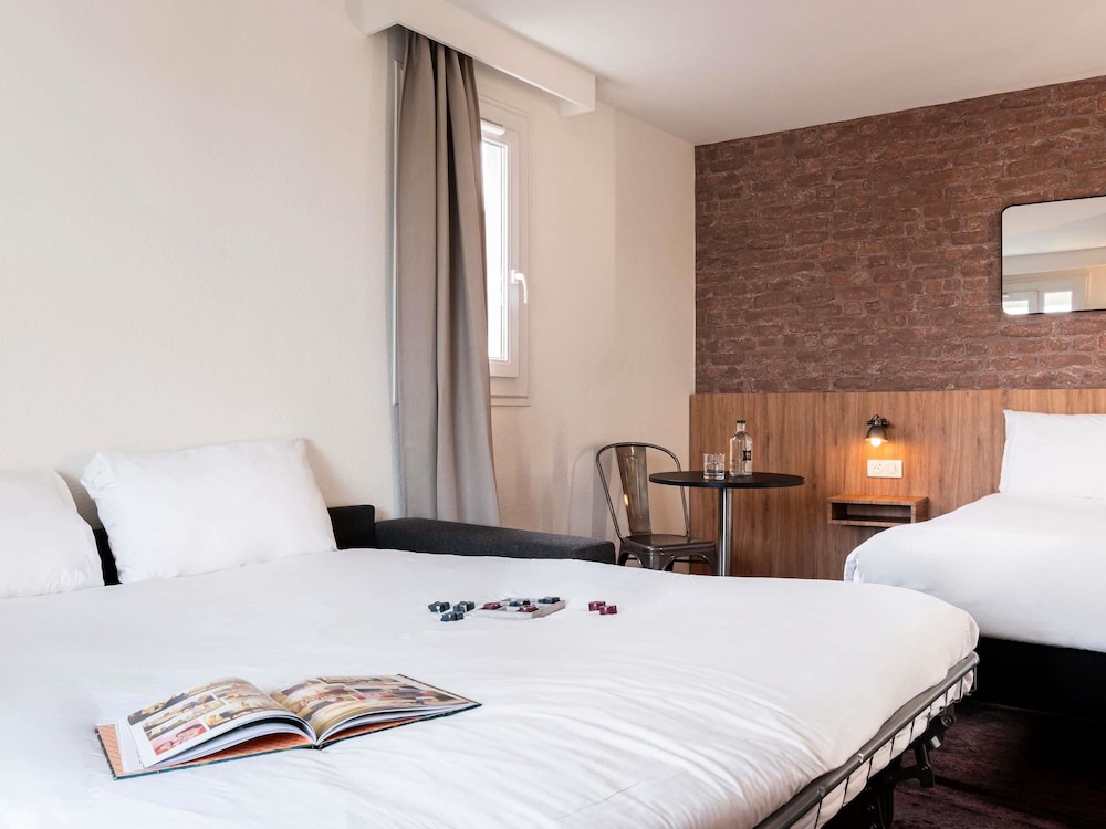 Suite Familiar del hotel Ibis Styles Lyon Villeurbanne Parc De La Tête D'or. Foto 4