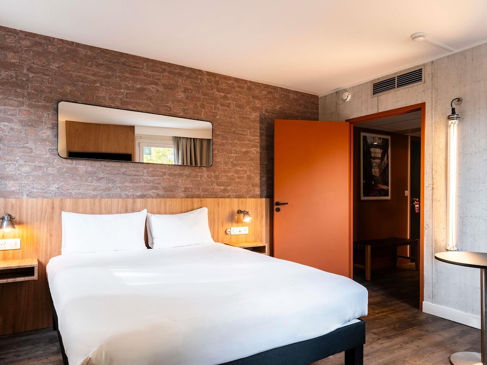 Habitación Doble Estándar Adaptada para Discapacitados del hotel Ibis Styles Lyon Villeurbanne Parc De La Tête D'or. Foto 5