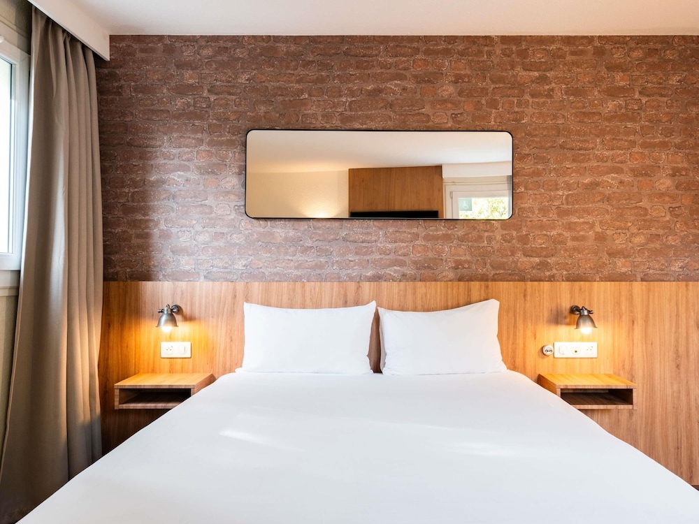 Habitación Doble Estándar Adaptada para Discapacitados del hotel Ibis Styles Lyon Villeurbanne Parc De La Tête D'or. Foto 8