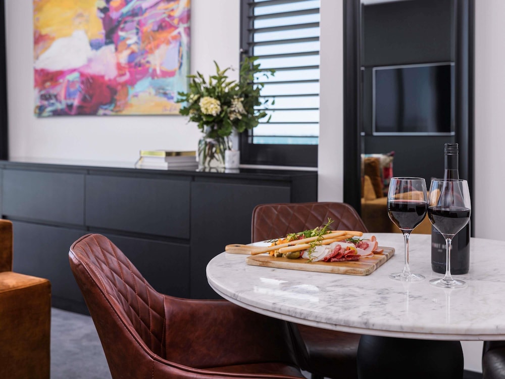 Suite Steampacket del hotel Novotel Geelong. Foto 6