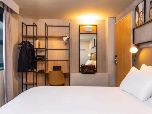 Habitación Doble Estándar - 2 camas del hotel Ibis Paris Bastille Opera 11ème. Foto 3
