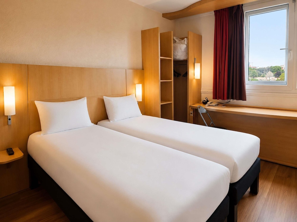 Habitación estándar doble, 1 cama doble del hotel Ibis Paris Porte D'italie. Foto 10