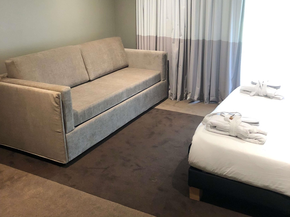 Habitación Superior Familiar del hotel Ibis Saint Malo La Madeleine. Foto 8
