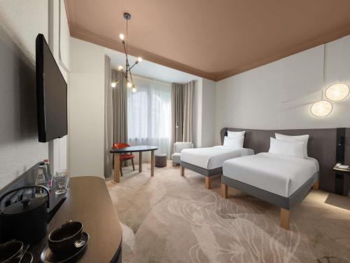 Habitación Doble Superior - 2 camas del hotel Mövenpick Hotel Budapest Centre. Foto 11