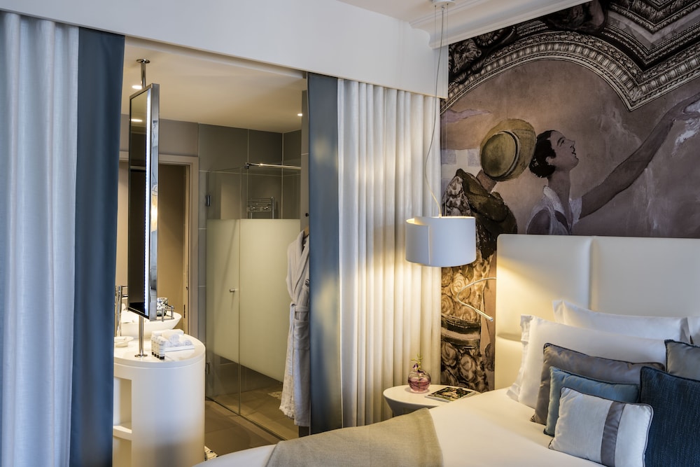 Habitación clásica, 1 cama de matrimonio del hotel Cures Marines and Spa Trouville – Mgallery Collection. Foto 3