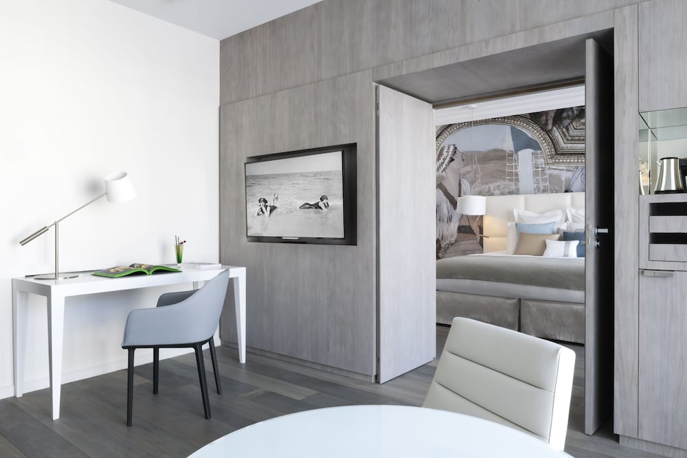 Suite, 1 cama de matrimonio grande (Duplex/single - story) del hotel Cures Marines and Spa Trouville – Mgallery Collection