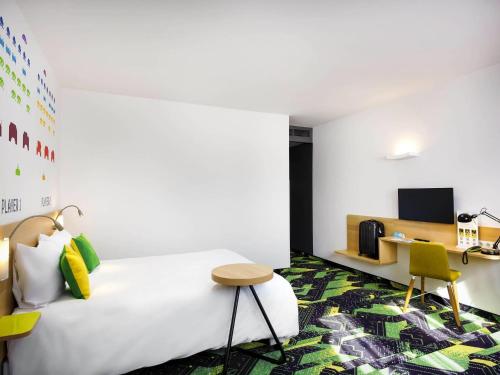 Habitación Doble de diseño del hotel Ibis Styles Budapest Center. Foto 9