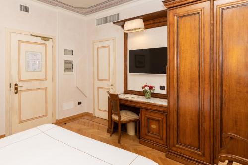 Habitación Triple Confort del hotel Adler Cavalieri. Foto 3