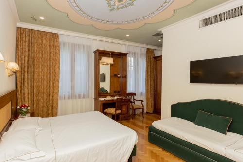 Suite Junior del hotel Adler Cavalieri. Foto 4