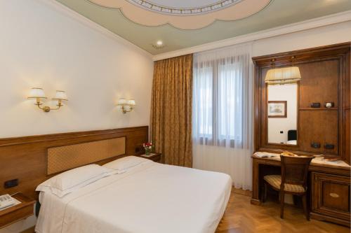 Suite Junior del hotel Adler Cavalieri. Foto 6