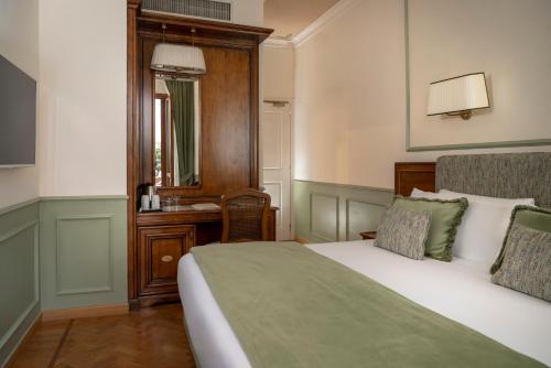 Habitación Doble con balcón - 1 o 2 camas del hotel Adler Cavalieri. Foto 8