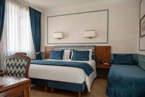 Habitación Triple Confort del hotel Adler Cavalieri. Foto 12