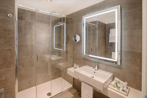 Habitación Doble Premium - 1 o 2 camas del hotel NH COLLECTION ROMA PALAZZO CINQUECENTO. Foto 1