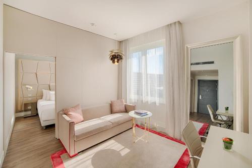 Suite Junior con vistas del hotel NH COLLECTION ROMA PALAZZO CINQUECENTO. Foto 1