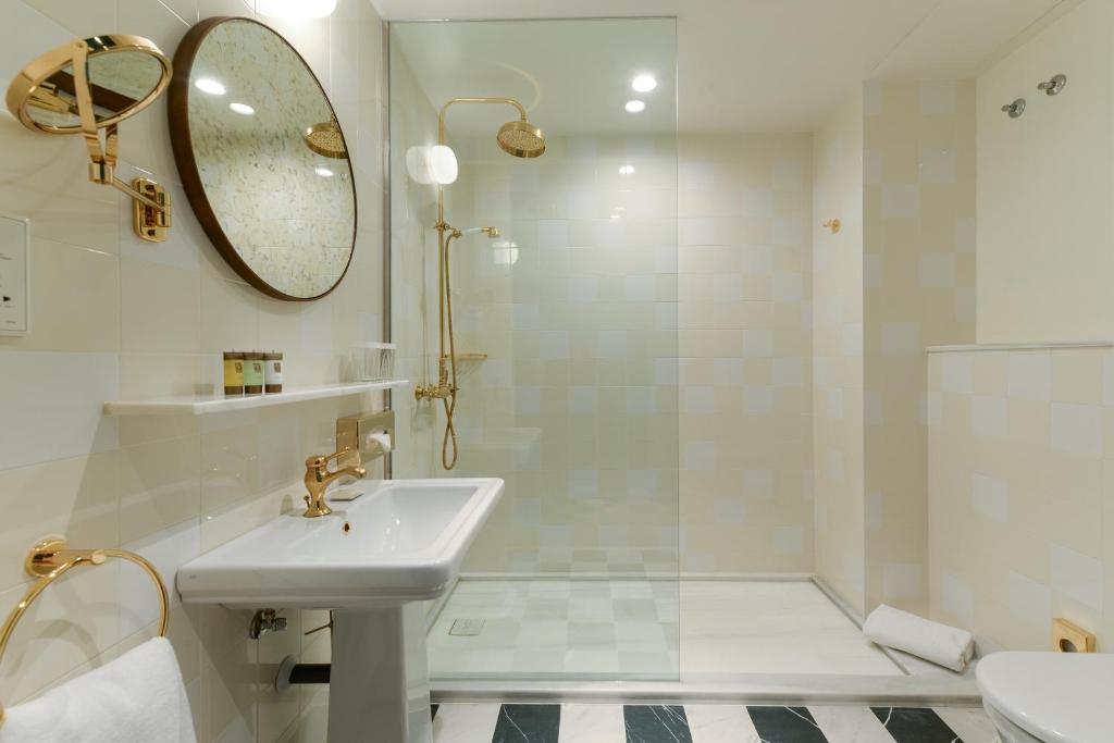 Junior suite Vista ciudad del hotel Vincci The Mint