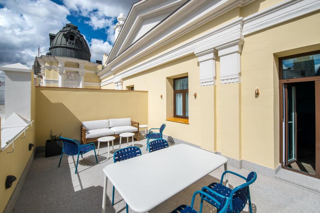 Junior suite Vista ciudad del hotel Vincci The Mint. Foto 6