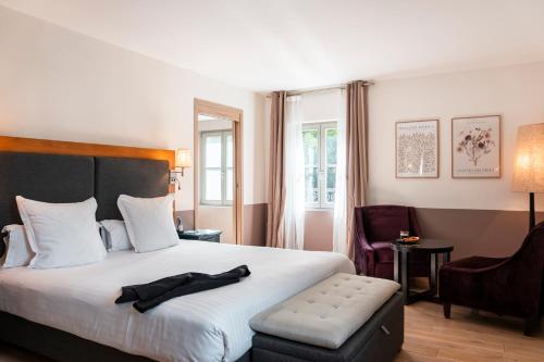 Habitación Doble Clásica del hotel Mercure Maintenon. Foto 3