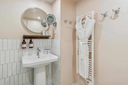 Habitación Deluxe con balcón del hotel Du Flaneur. Foto 1