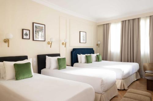 Habitación Familiar del hotel Du Flaneur. Foto 1