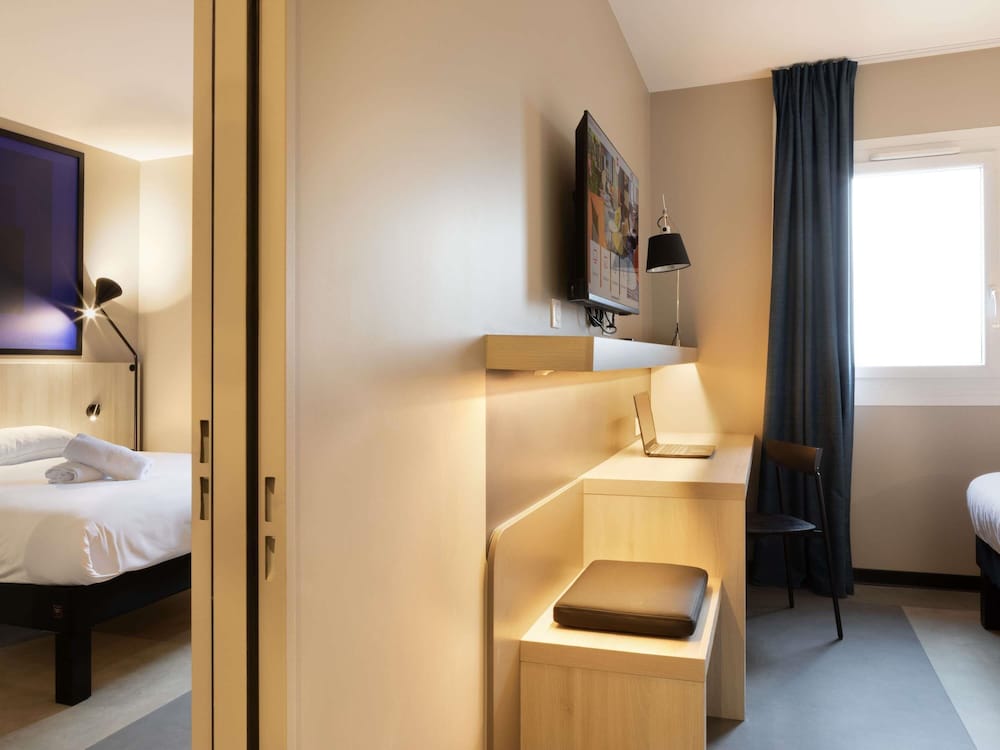 Habitación Estándar - 2 camas individuales del hotel Ibis Douai Dechy. Foto 11