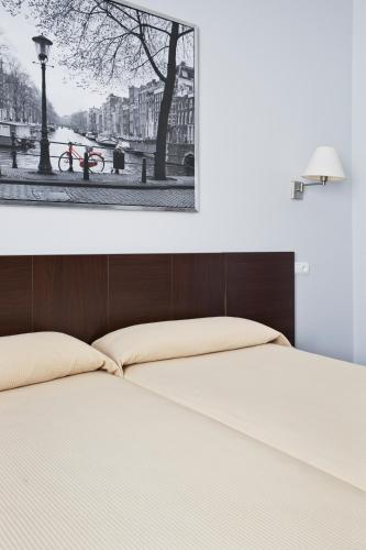 Habitación Triple del hotel T4. Foto 3