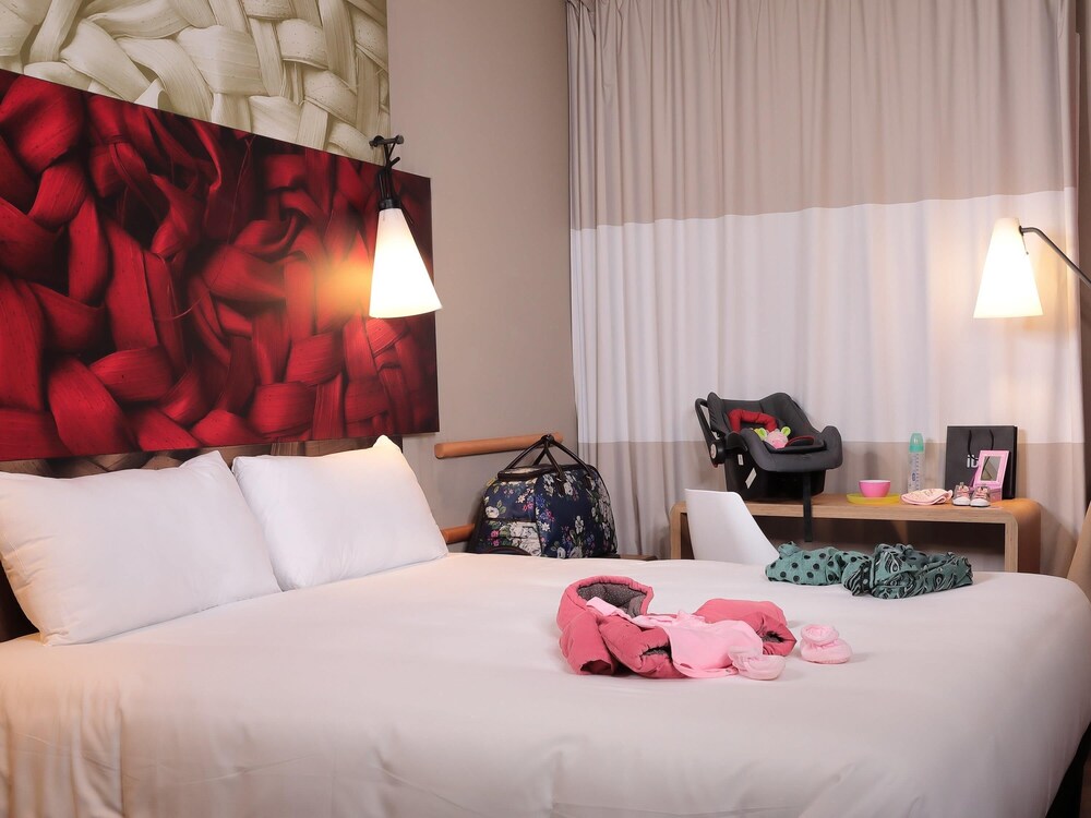 Habitación doble, 1 cama doble del hotel Ibis Marrakech Centre Gare. Foto 1