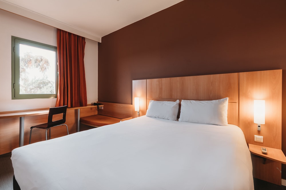 Habitación con 2 camas individuales, 2 camas individuales del hotel Ibis Marrakech Centre Gare. Foto 1