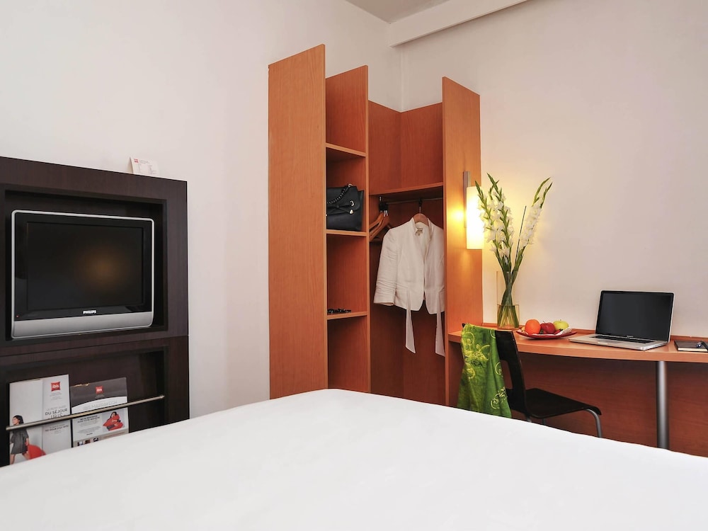 Habitación estándar doble, 1 cama doble del hotel Ibis Marrakech Centre Gare. Foto 4