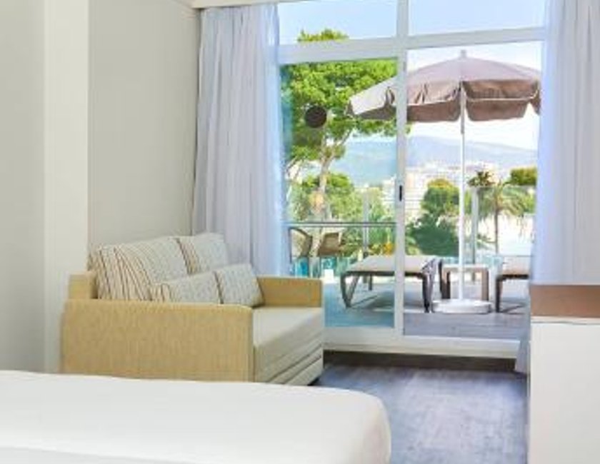 Suite Junior con solárium del hotel Sol Barbados. Foto 4
