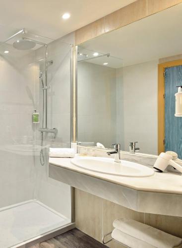 Habitación Xtra con vistas al mar del hotel Sol Barbados. Foto 4