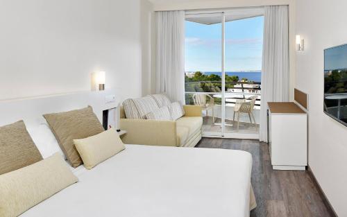 Habitación Sol con vistas frontales al mar del hotel Sol Barbados. Foto 4