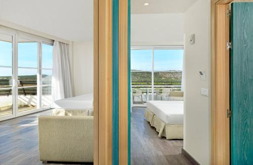 Habitación Familiar del hotel Sol Barbados. Foto 1