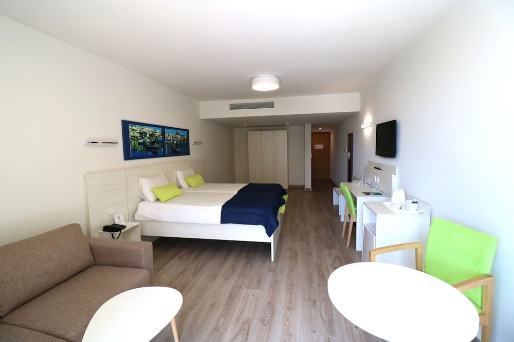 habitaciones estándar del hotel Santana. Foto 2
