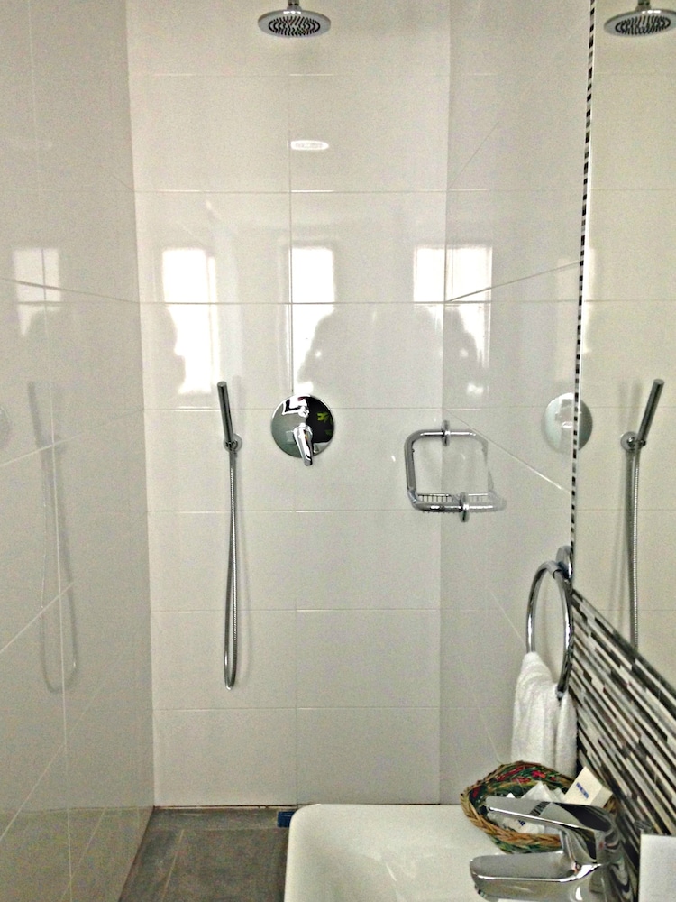 Habitaciones Económicas del hotel Santana. Foto 6