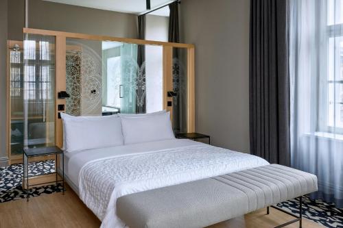 Habitación Esquinera con vistas al parque del hotel Le Méridien Wien