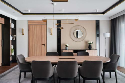 Suite Presidencial con acceso al salón del hotel Radisson Collection , Warsaw. Foto 4