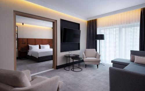 Suite con acceso al salón del hotel Radisson Collection , Warsaw