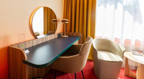 Habitación Doble Clásica - 2 camas del hotel Mercure Warszawa Centrum. Foto 9