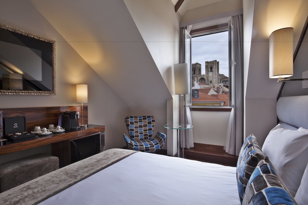 Habitación ejecutiva doble del hotel Turim Terreiro Do Paço. Foto 2